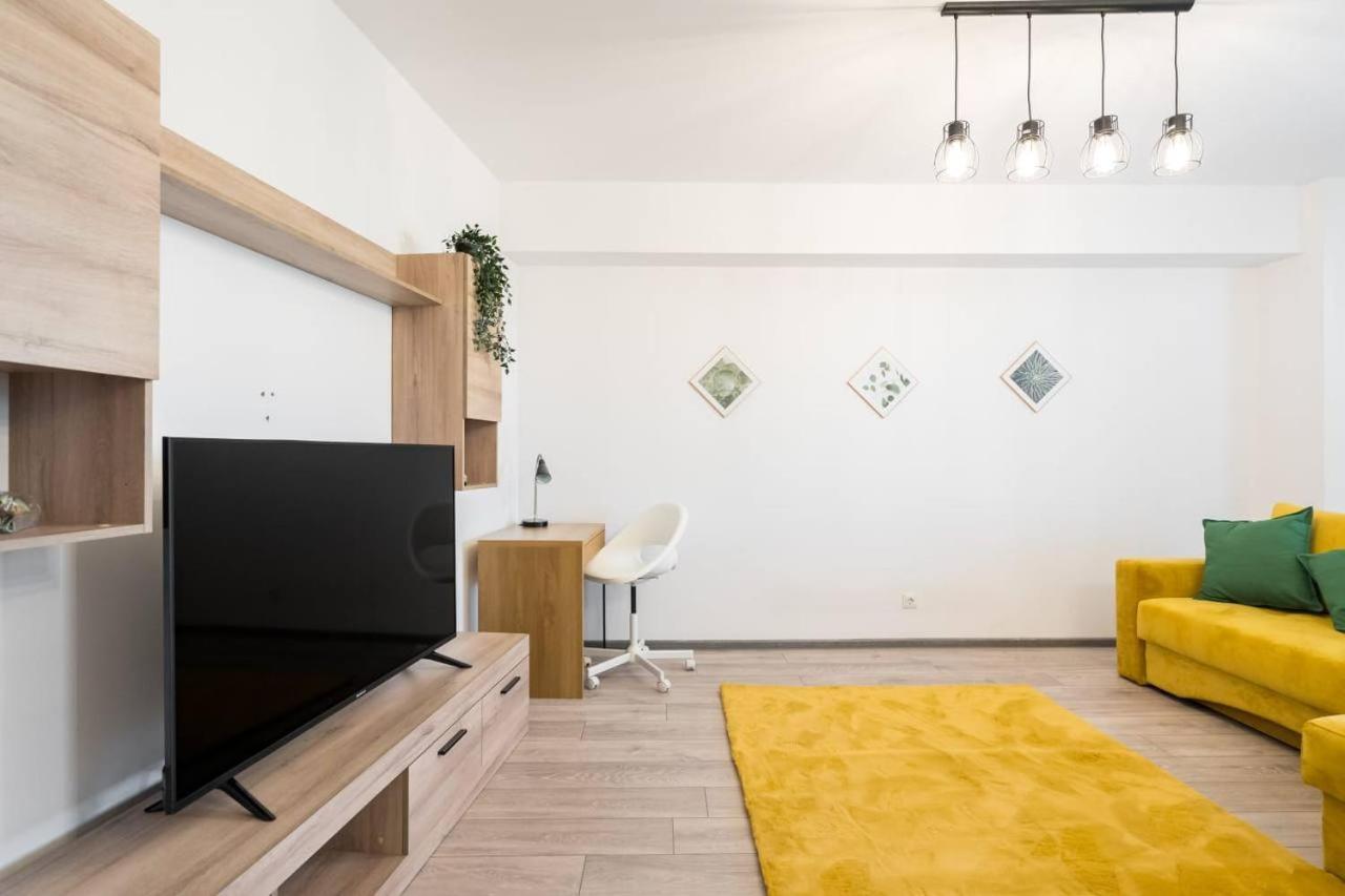 Carol New Building With Balcony Apartment Bucharest Luaran gambar