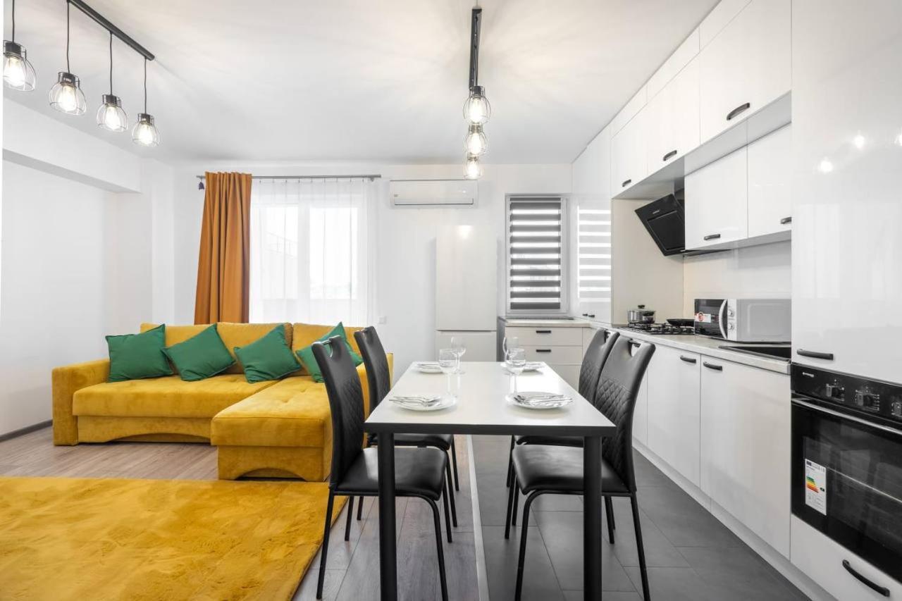 Carol New Building With Balcony Apartment Bucharest Luaran gambar